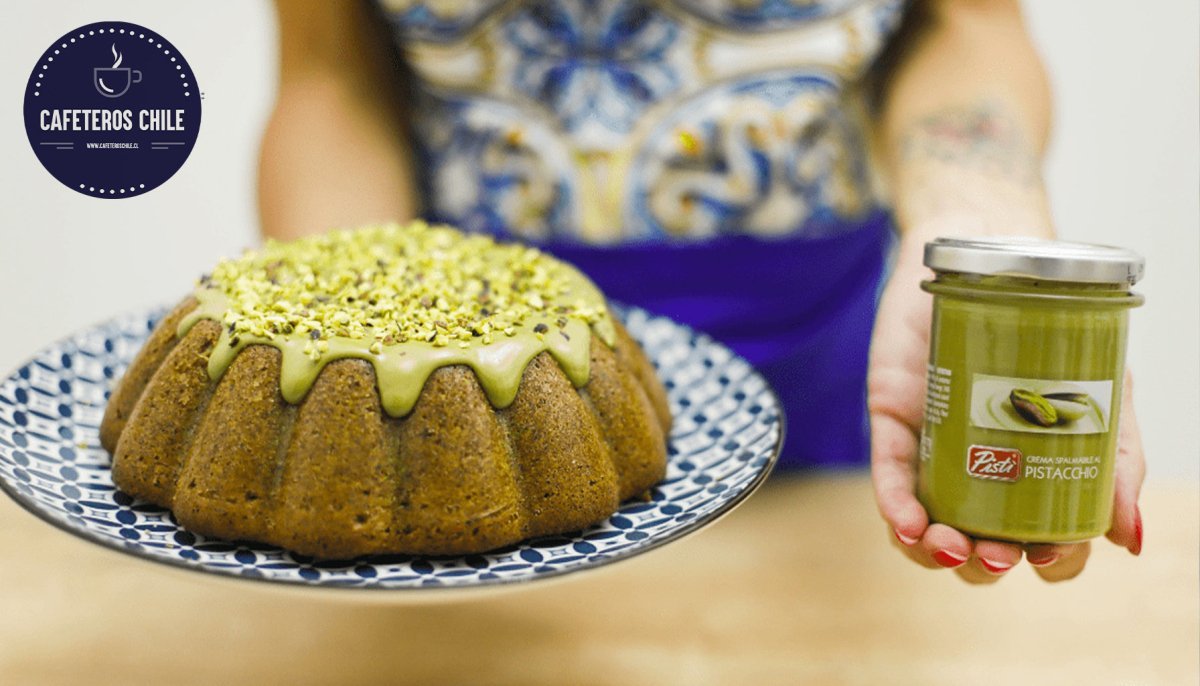Queque de Pistacho con Crema Pisti: El Postre Perfecto para tus Antojos - Cafeteros Chile